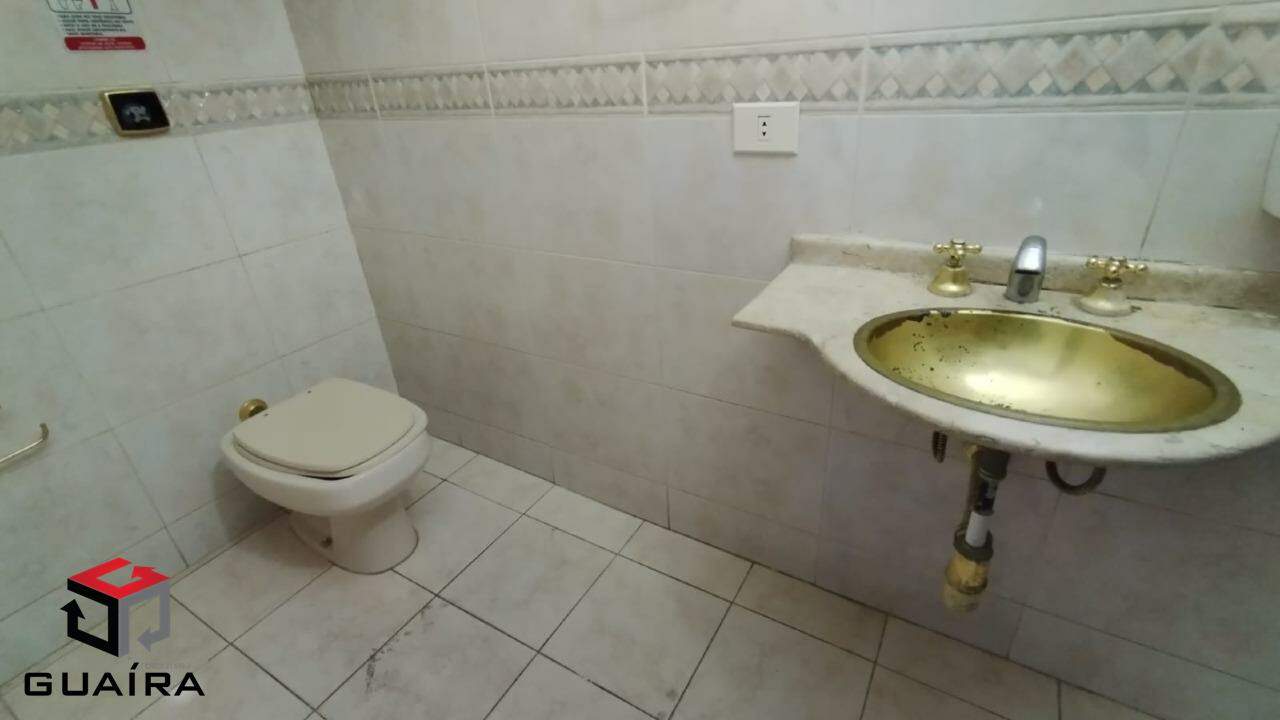 Sobrado à venda com 6 quartos, 215m² - Foto 17