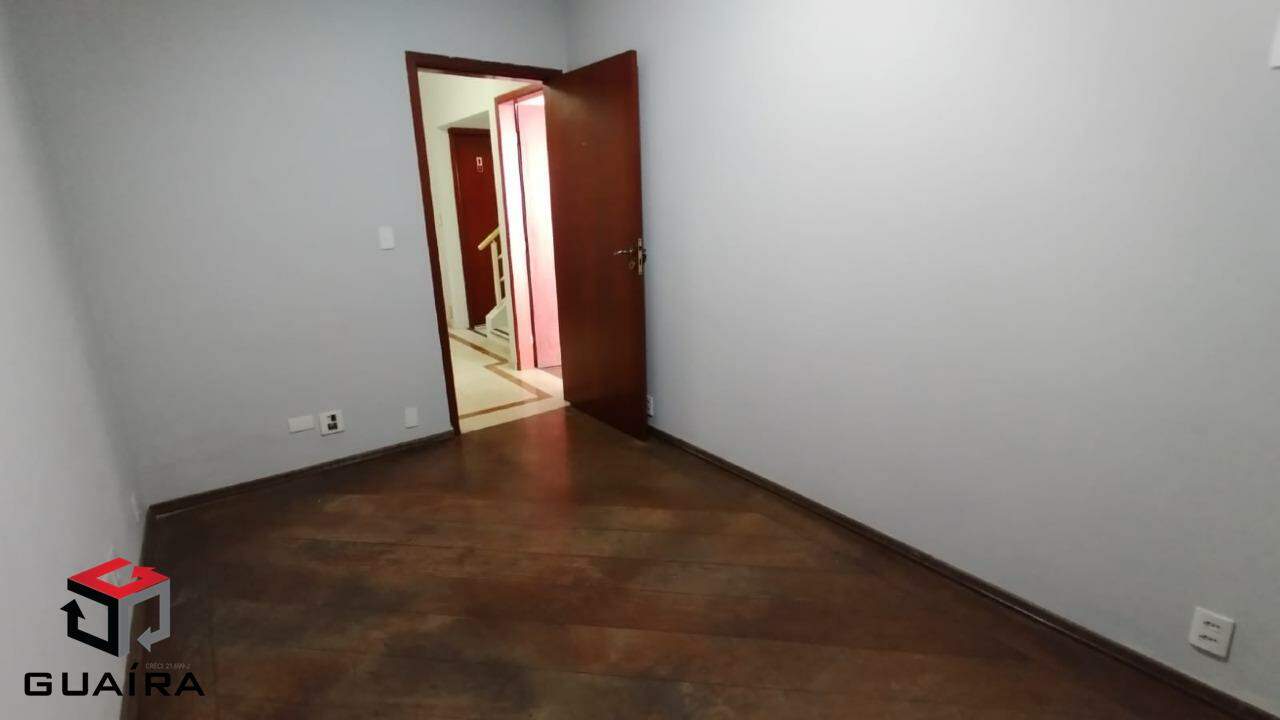 Sobrado à venda com 6 quartos, 215m² - Foto 23