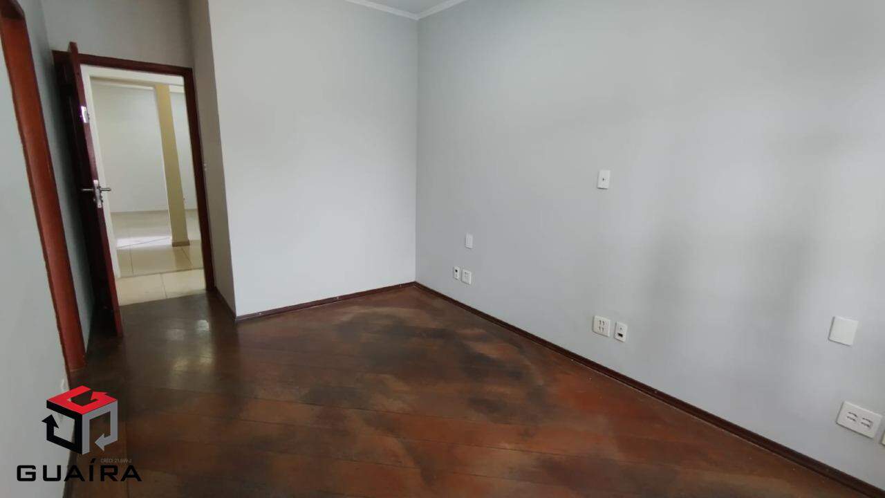 Sobrado à venda com 6 quartos, 215m² - Foto 25