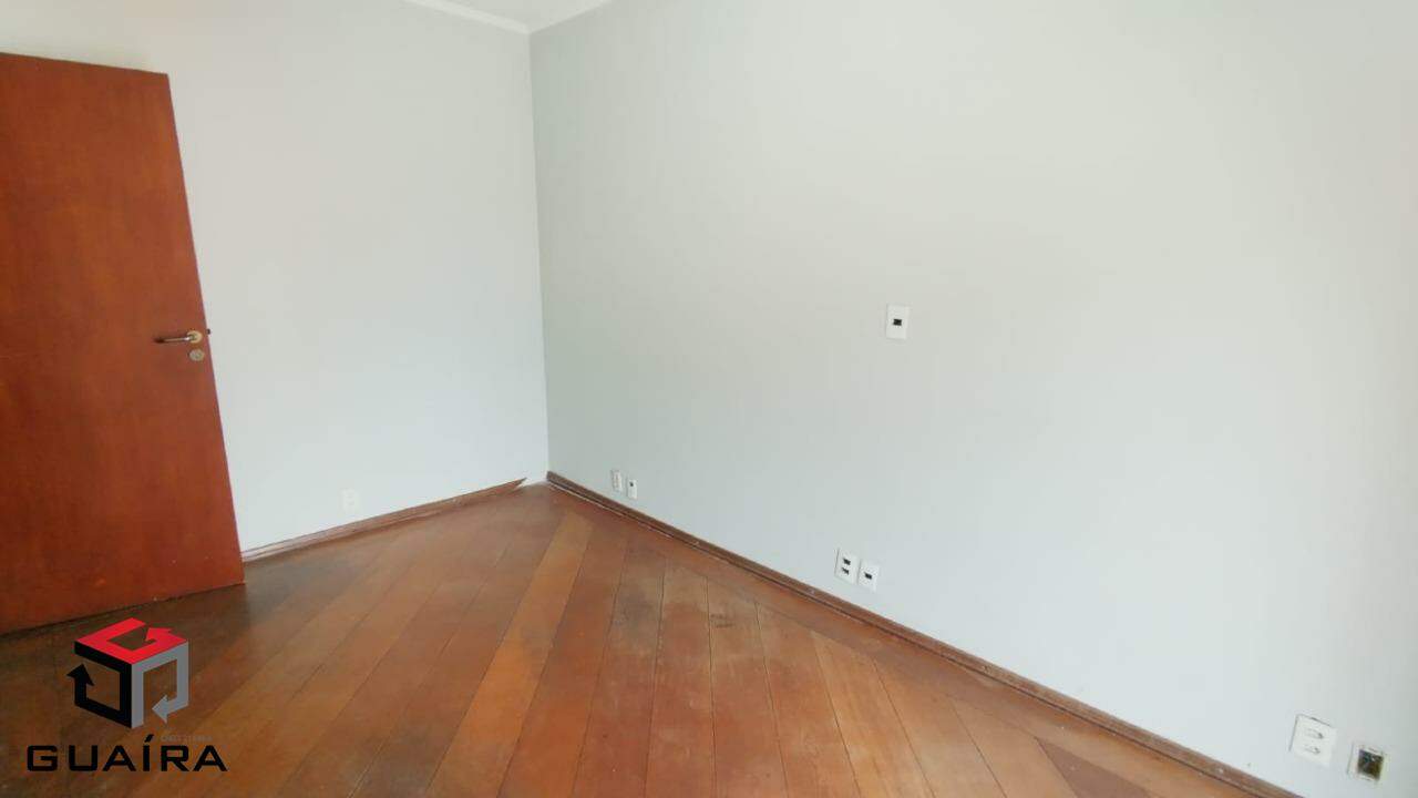 Sobrado à venda com 6 quartos, 215m² - Foto 20