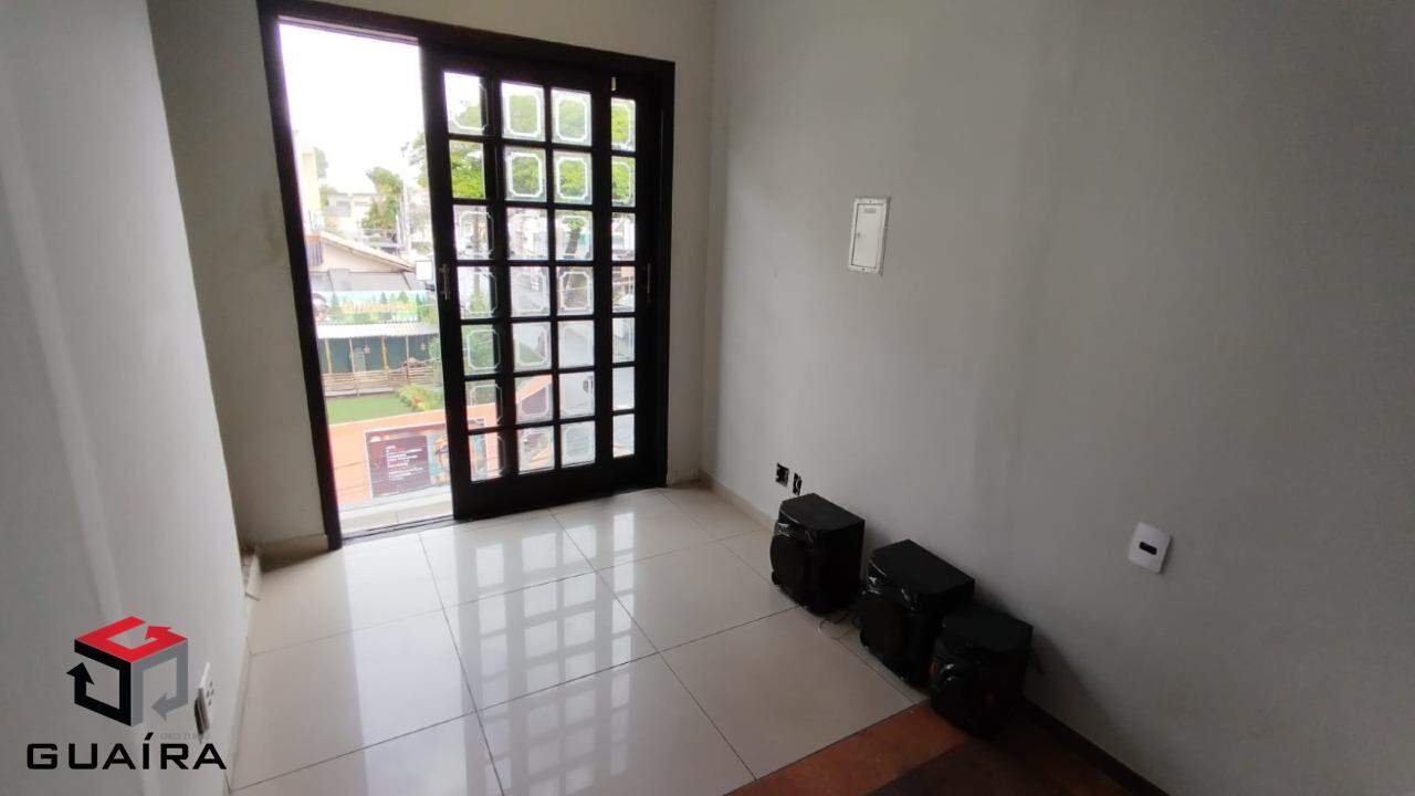 Sobrado à venda com 6 quartos, 215m² - Foto 28