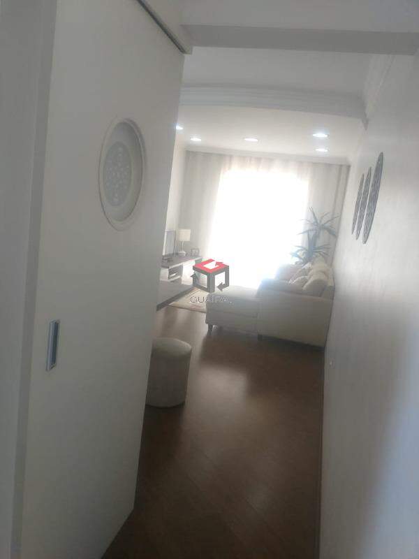 Apartamento à venda com 2 quartos, 64m² - Foto 2