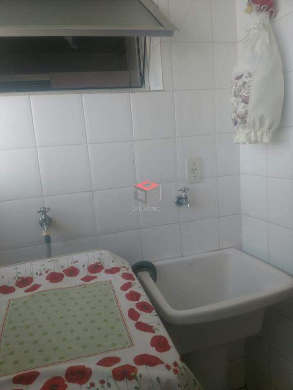 Apartamento à venda com 2 quartos, 64m² - Foto 11