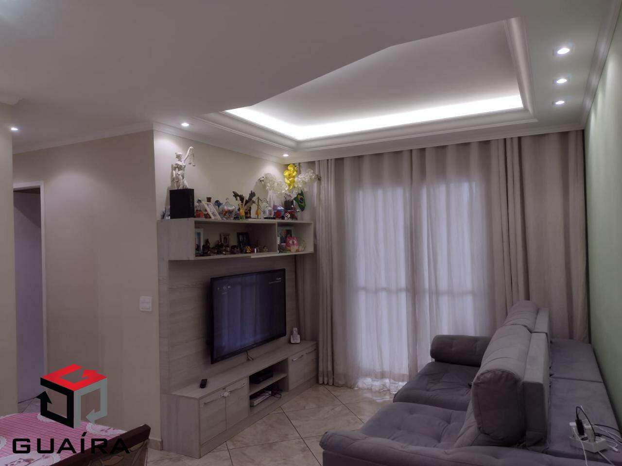 Apartamento à venda com 3 quartos, 80m² - Foto 2