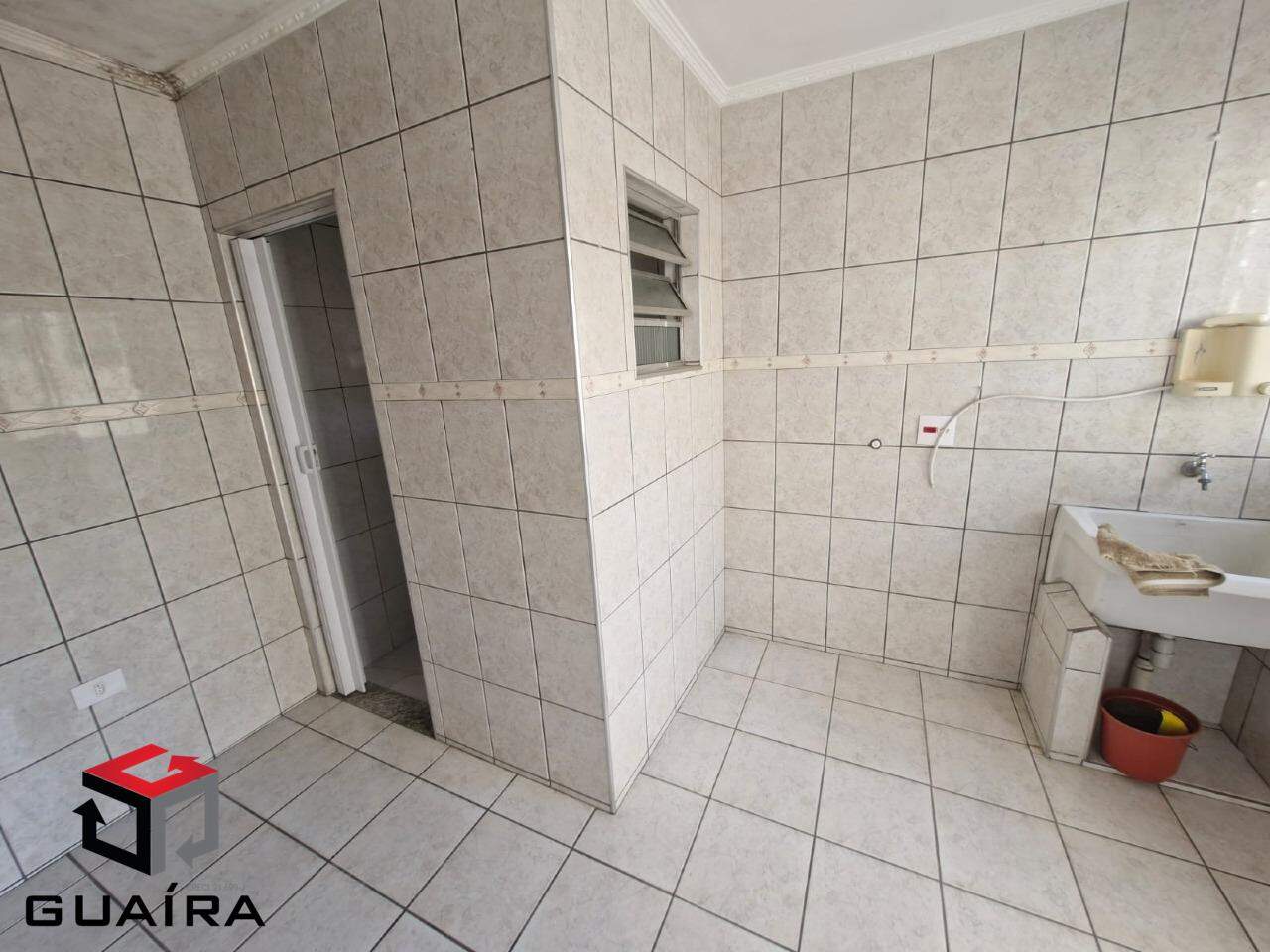 Casa à venda com 2 quartos, 110m² - Foto 7