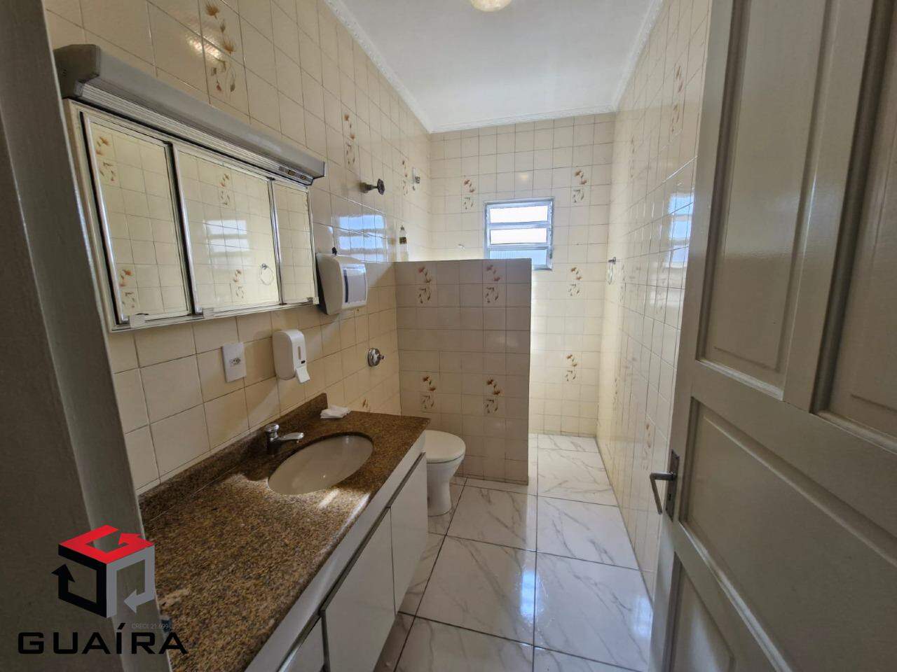 Casa à venda com 2 quartos, 110m² - Foto 16