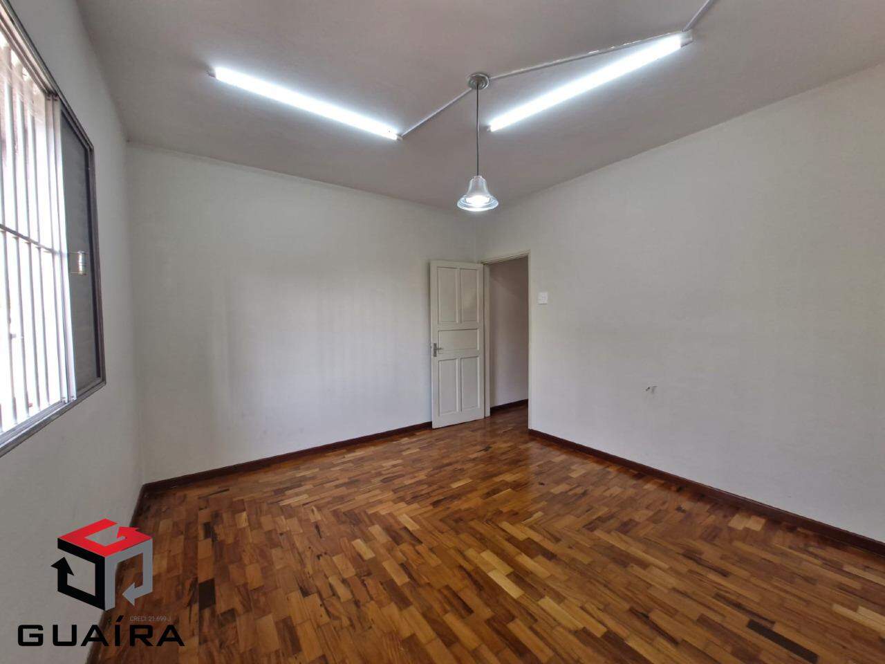 Casa à venda com 2 quartos, 110m² - Foto 13