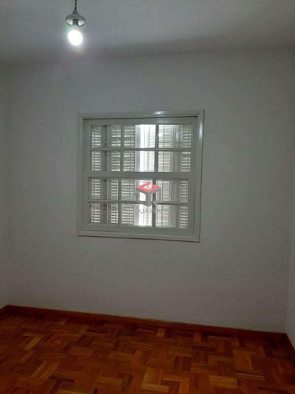 Casa para alugar com 2 quartos, 100m² - Foto 19