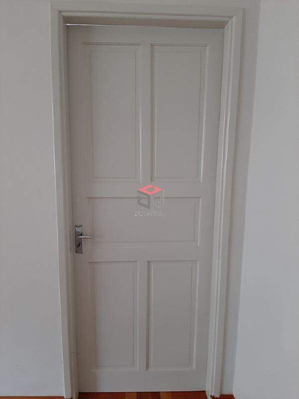 Casa para alugar com 2 quartos, 100m² - Foto 12