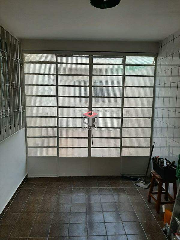 Casa para alugar com 2 quartos, 100m² - Foto 7
