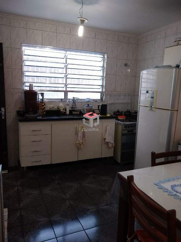 Casa à venda com 2 quartos, 206m² - Foto 10