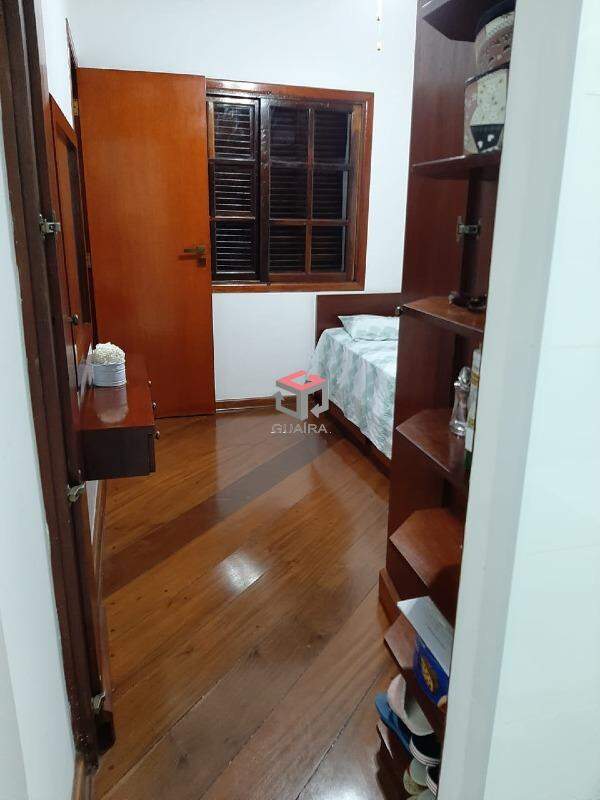 Sobrado à venda com 3 quartos, 200m² - Foto 13