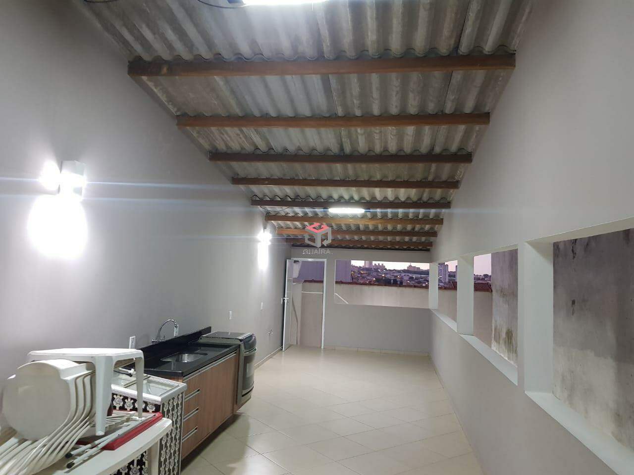 Casa à venda com 2 quartos, 160m² - Foto 4