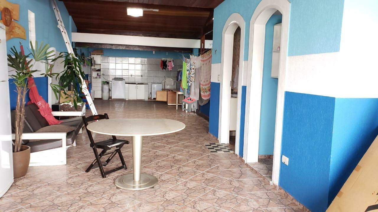 Sobrado à venda com 2 quartos, 198m² - Foto 6