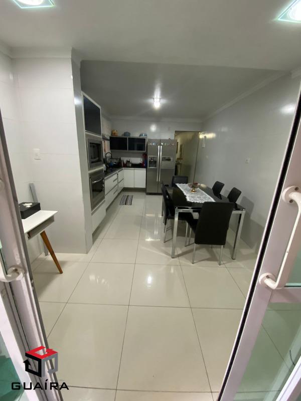 Sobrado à venda com 3 quartos, 200m² - Foto 5