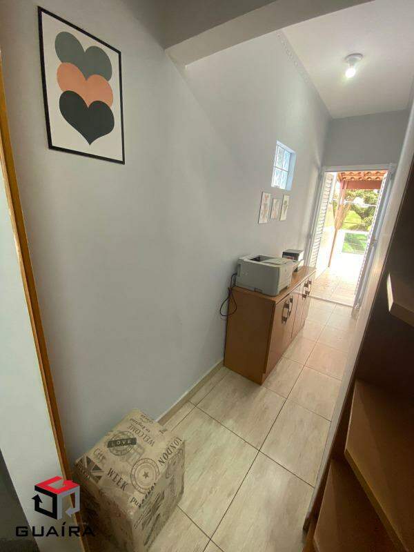 Sobrado à venda com 3 quartos, 200m² - Foto 11