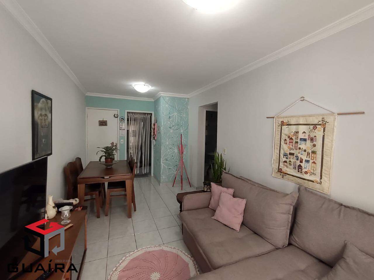 Apartamento à venda com 3 quartos, 70m² - Foto 2
