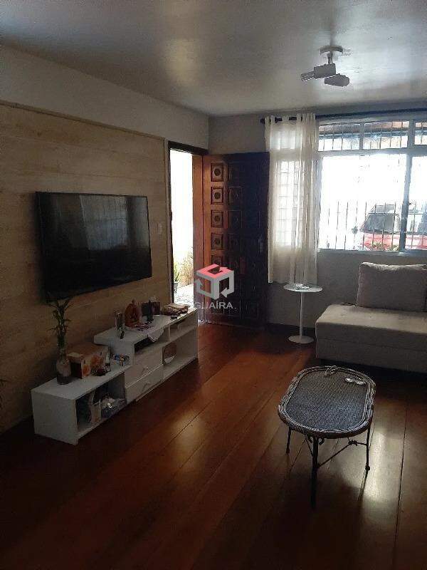 Sobrado à venda com 3 quartos, 185m² - Foto 1