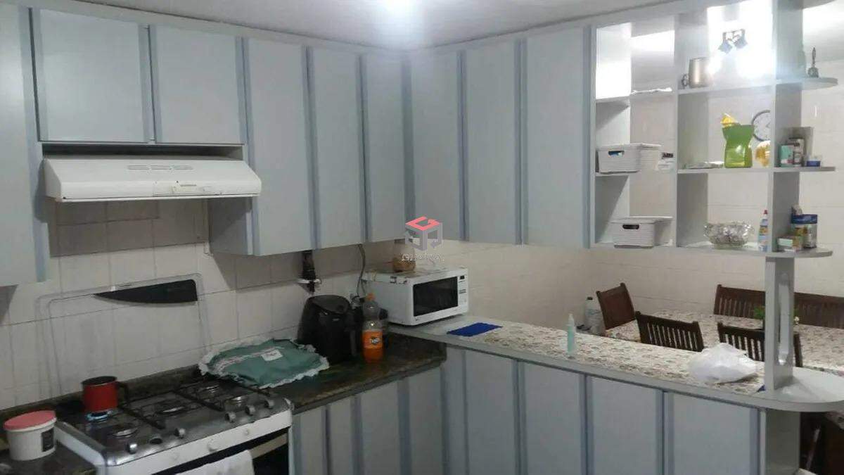 Sobrado à venda com 3 quartos, 185m² - Foto 5