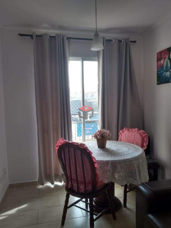 Apartamento à venda com 2 quartos, 48m² - Foto 4