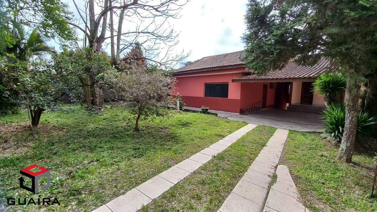 Casa para alugar com 4 quartos, 295m² - Foto 1