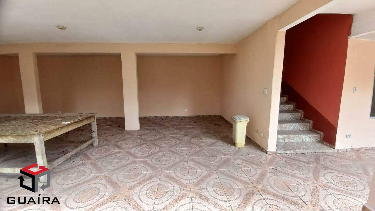 Casa para alugar com 4 quartos, 295m² - Foto 33