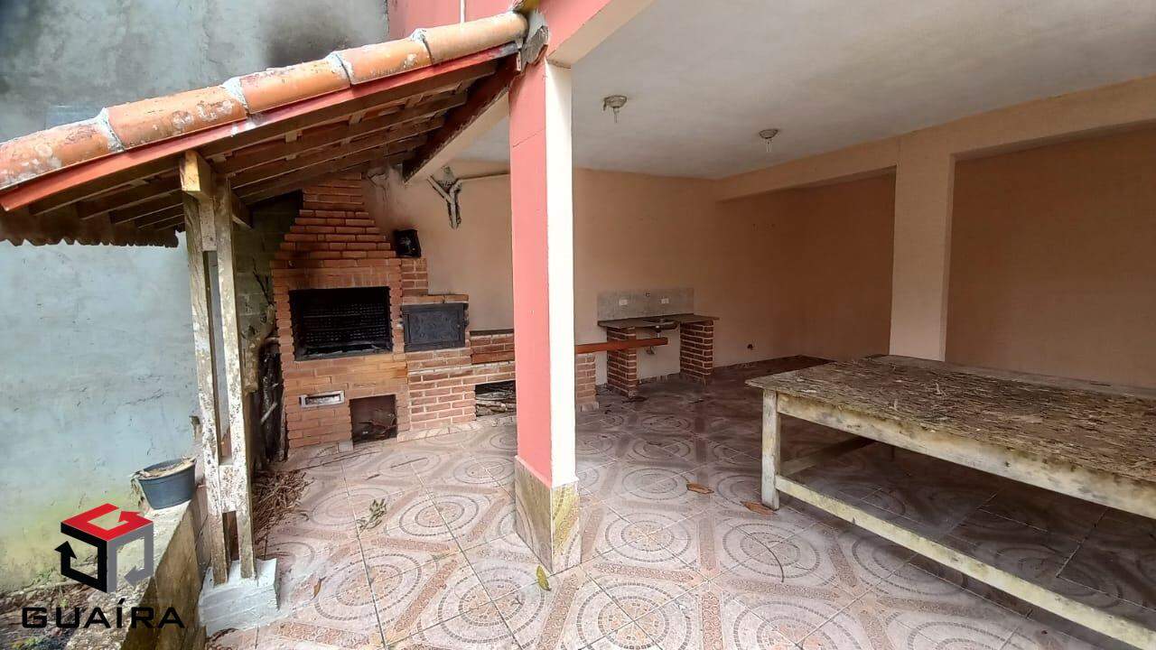 Casa para alugar com 4 quartos, 295m² - Foto 35