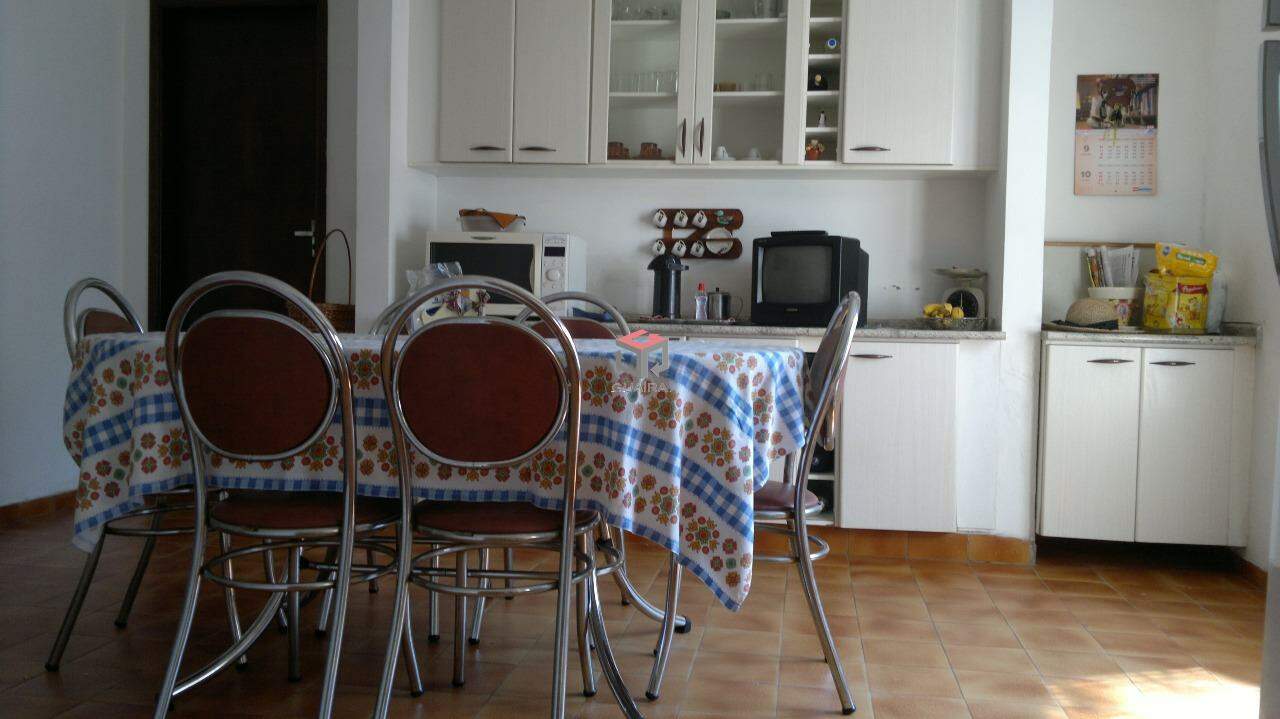 Sobrado à venda com 6 quartos, 248m² - Foto 12