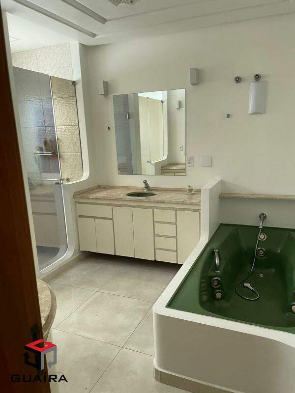 Apartamento para alugar com 4 quartos, 340m² - Foto 16