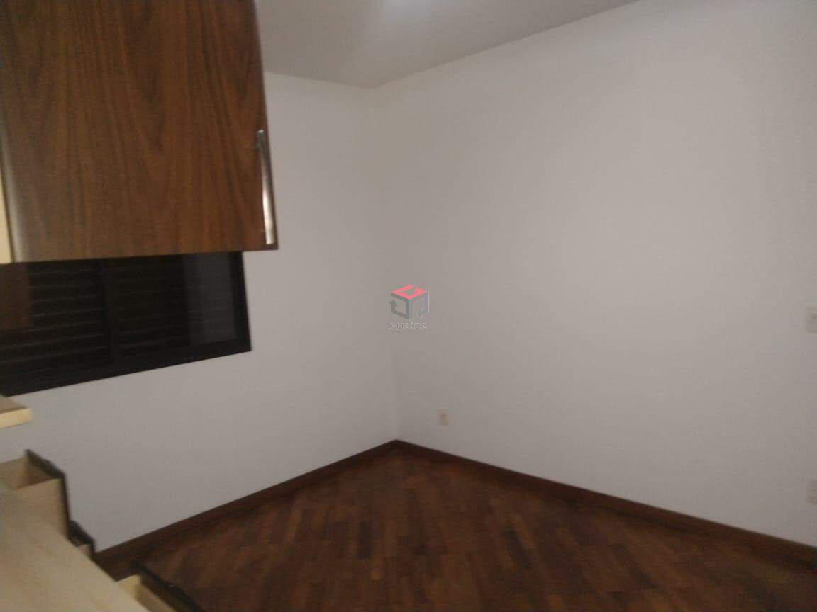 Apartamento para alugar com 3 quartos, 132m² - Foto 11