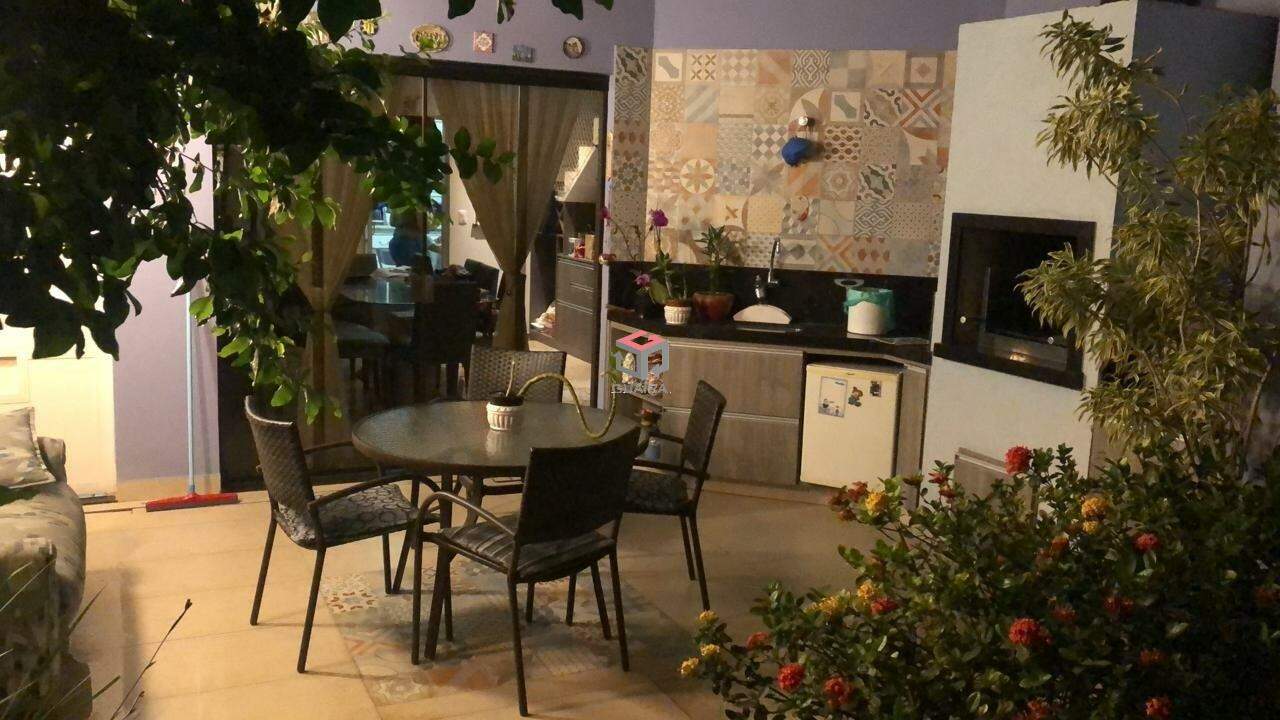 Sobrado à venda com 3 quartos, 330m² - Foto 9