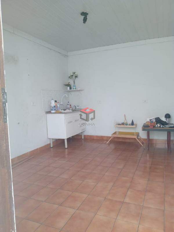 Casa à venda com 4 quartos, 200m² - Foto 10