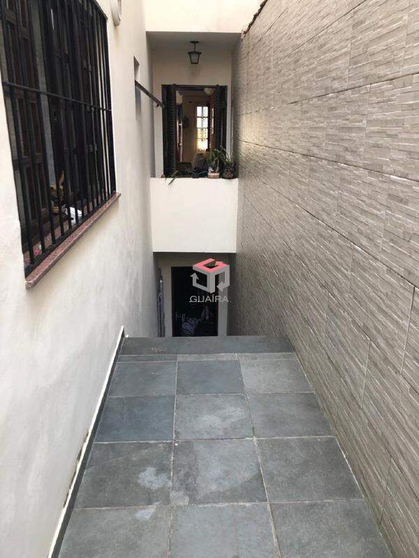 Sobrado à venda com 3 quartos, 258m² - Foto 2