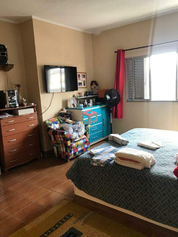 Sobrado à venda com 3 quartos, 240m² - Foto 18