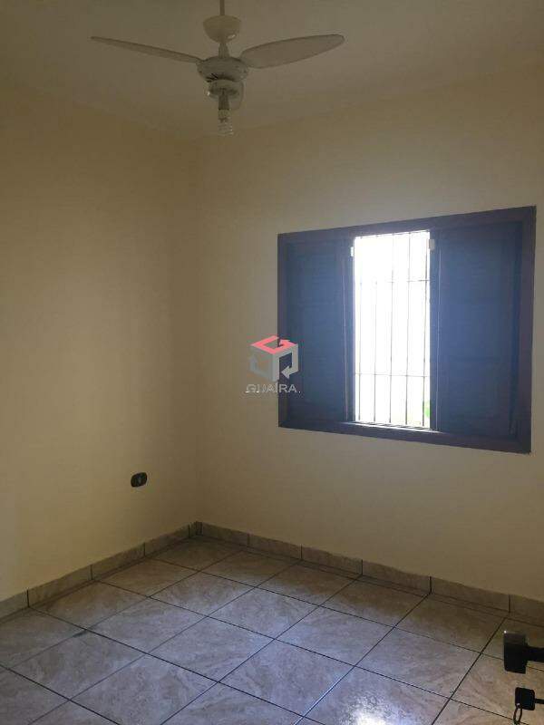 Casa à venda com 3 quartos, 140m² - Foto 18