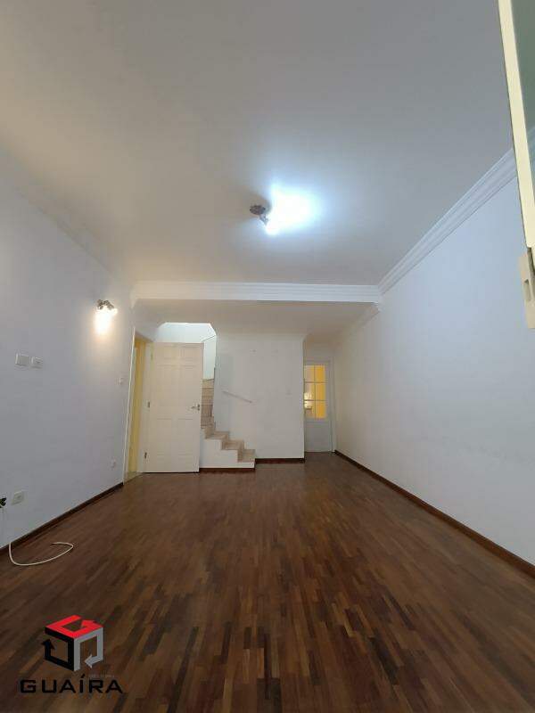 Sobrado à venda com 3 quartos, 164m² - Foto 1