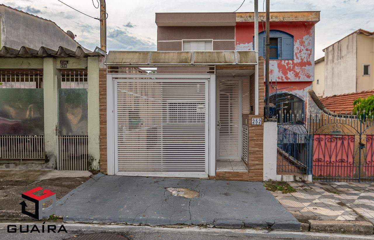 Sobrado à venda com 3 quartos, 270m² - Foto 1