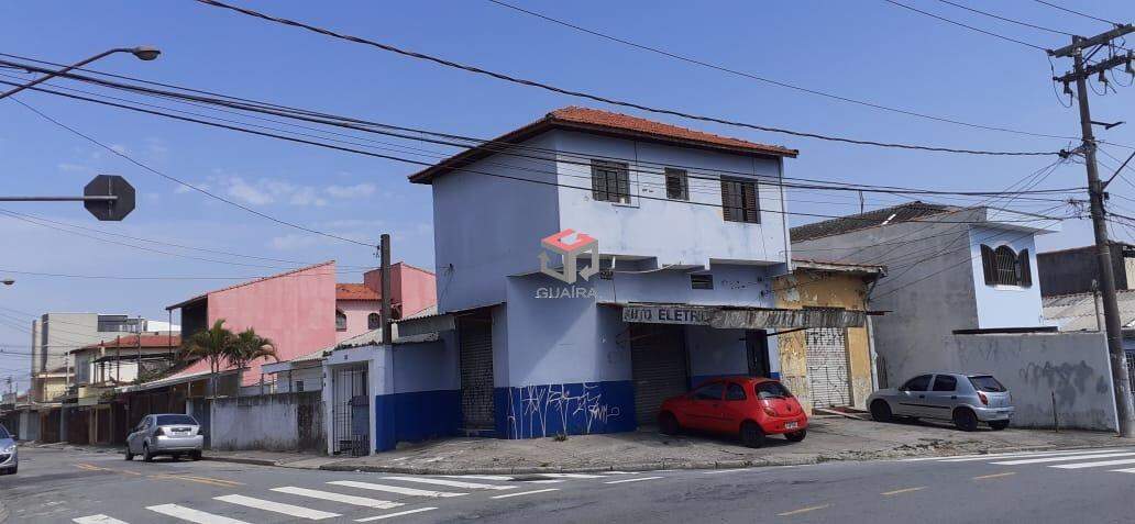 Casa Comercial à venda com 6 quartos, 300m² - Foto 13