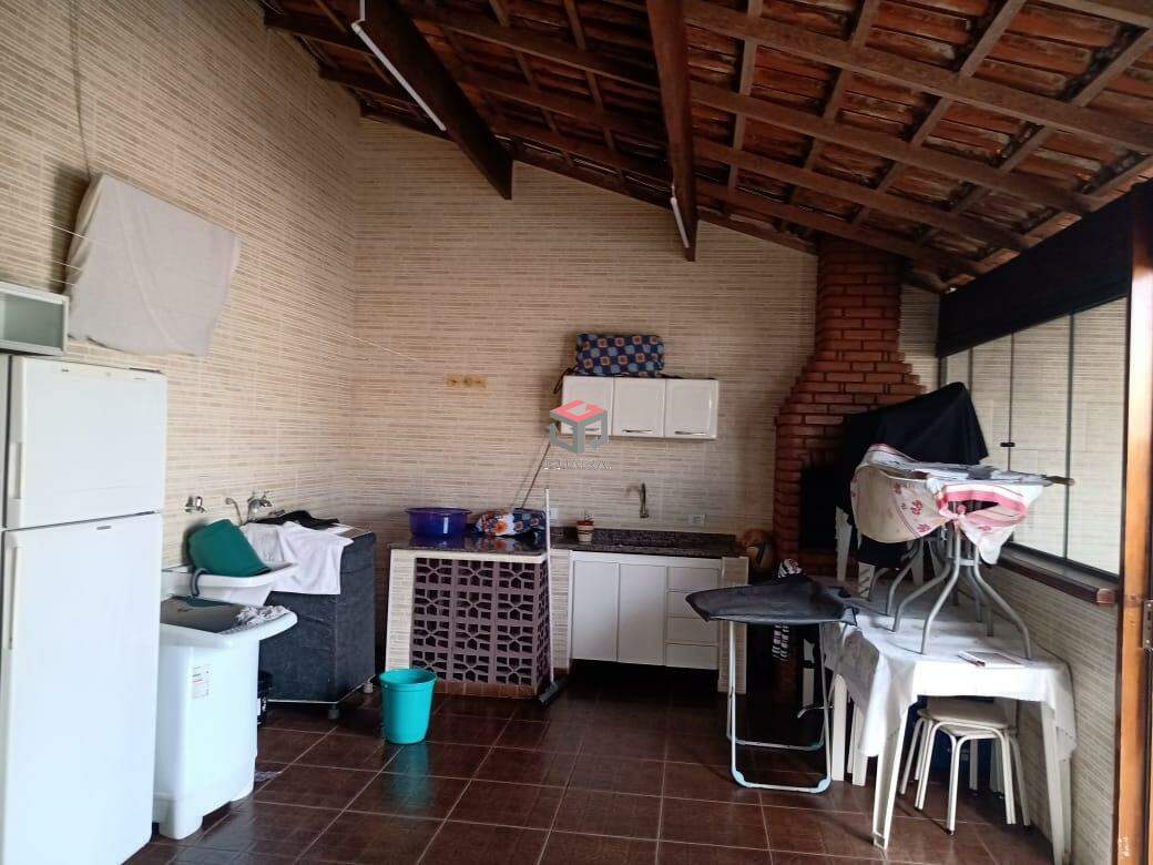 Casa à venda com 2 quartos, 122m² - Foto 18