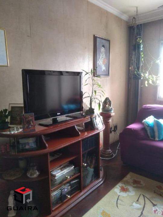 Apartamento à venda com 2 quartos, 75m² - Foto 2