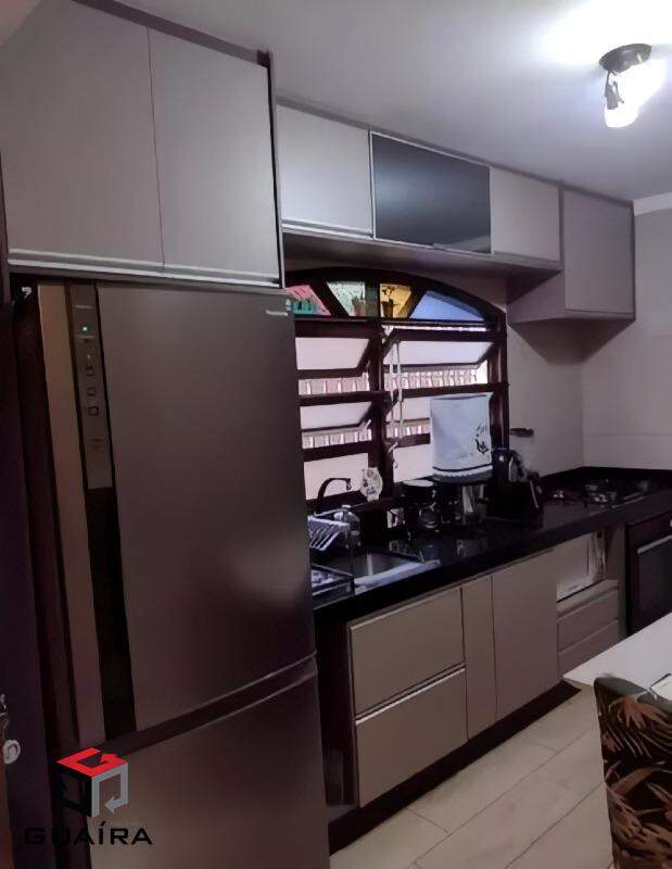 Sobrado à venda com 3 quartos, 125m² - Foto 4