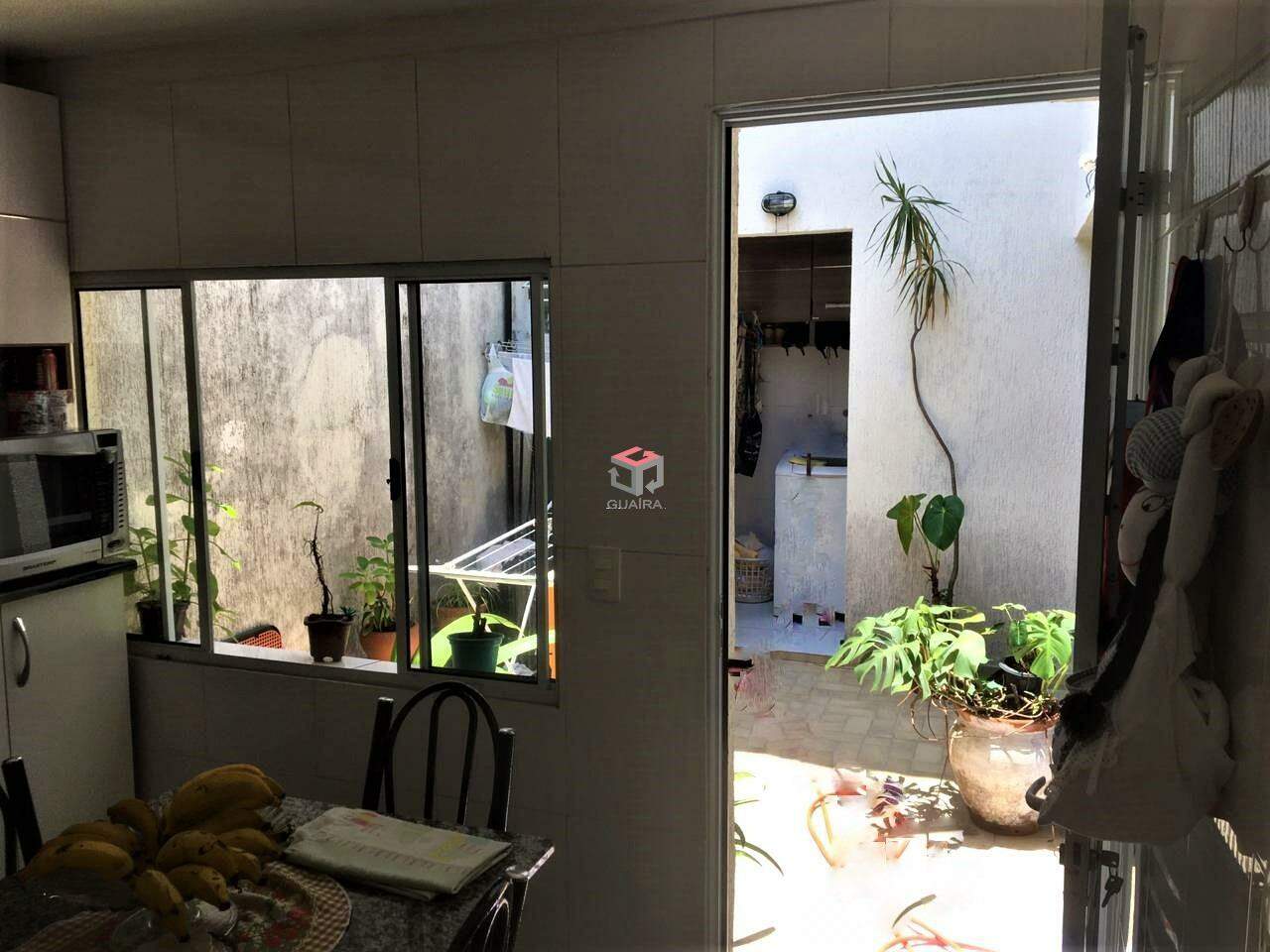 Sobrado à venda com 4 quartos, 176m² - Foto 4