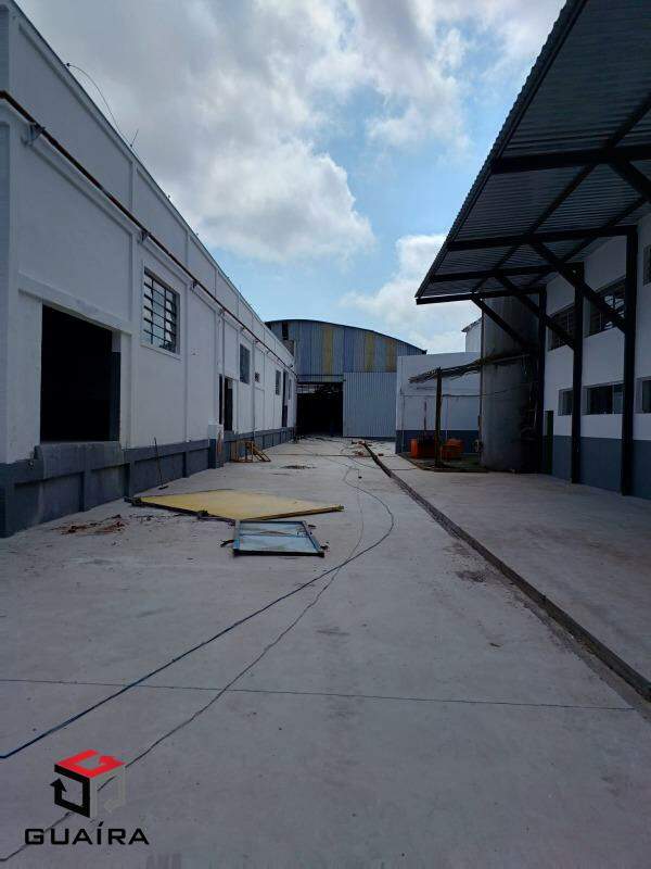 Depósito-Galpão-Armazém para alugar, 2820m² - Foto 1