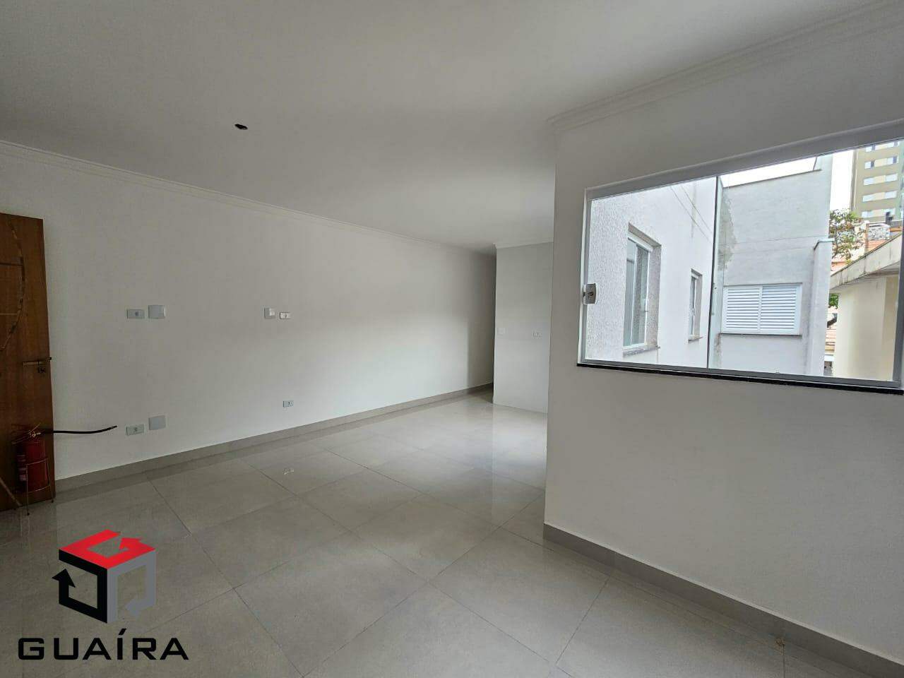 Apartamento à venda com 3 quartos, 78m² - Foto 2