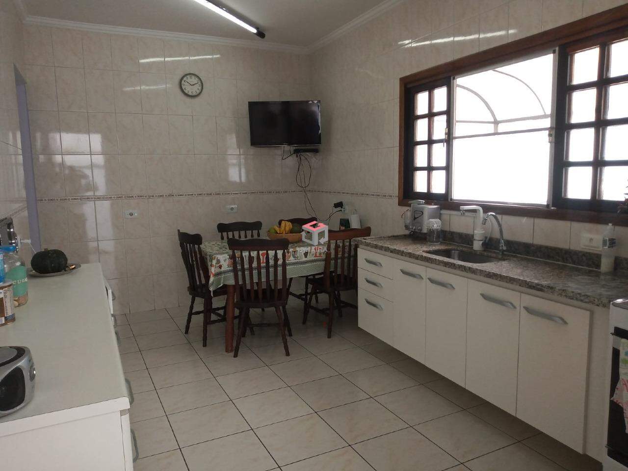 Casa à venda com 2 quartos, 168m² - Foto 10