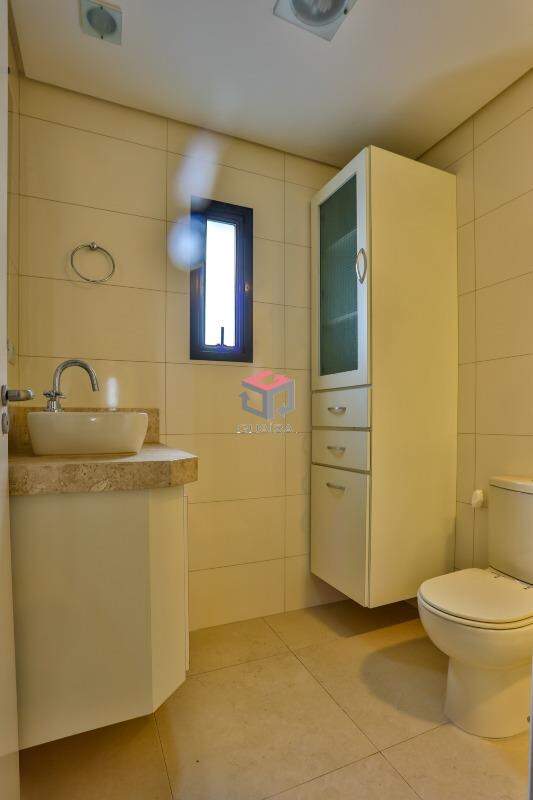 Apartamento à venda com 4 quartos, 154m² - Foto 14