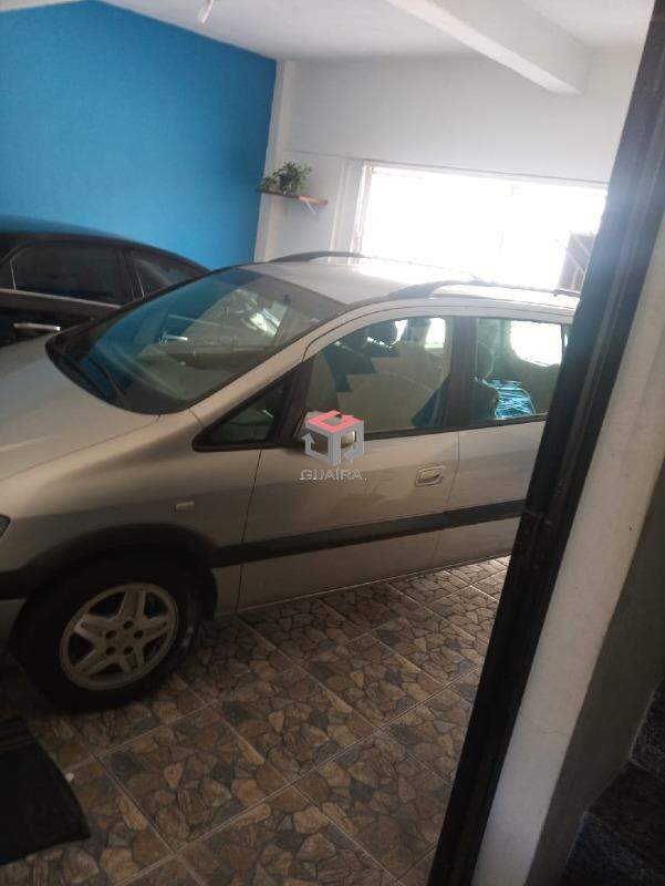 Sobrado à venda com 3 quartos, 200m² - Foto 4