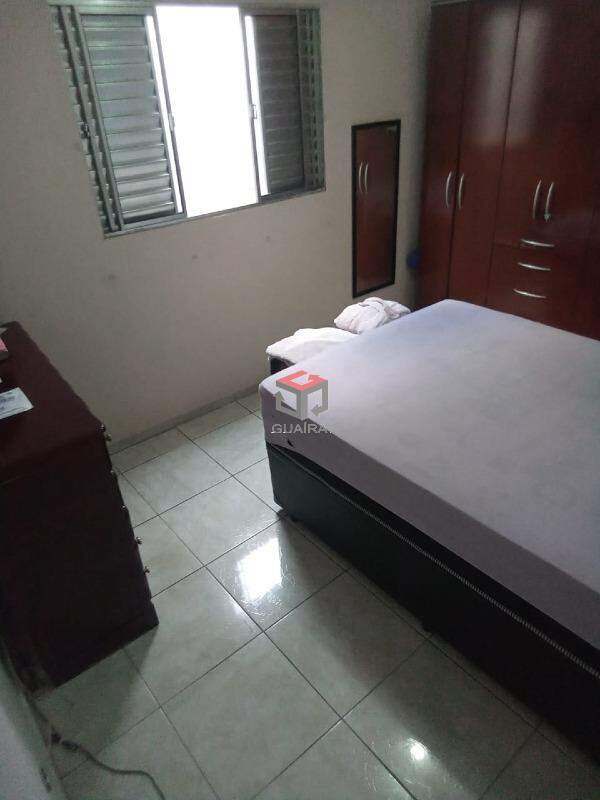 Sobrado à venda com 3 quartos, 200m² - Foto 14