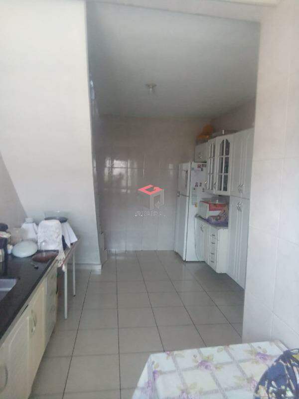 Sobrado à venda com 3 quartos, 200m² - Foto 12