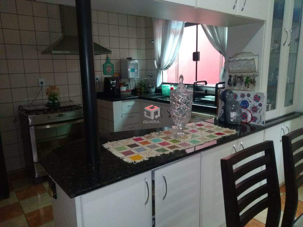 Sobrado à venda com 3 quartos, 315m² - Foto 1